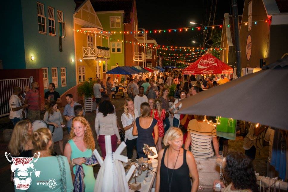 Kerst op Curaçao: De Top 5 Leukste Kerstmarkten van 2017 4 kerstmarkten kerstmarkt christmas fair