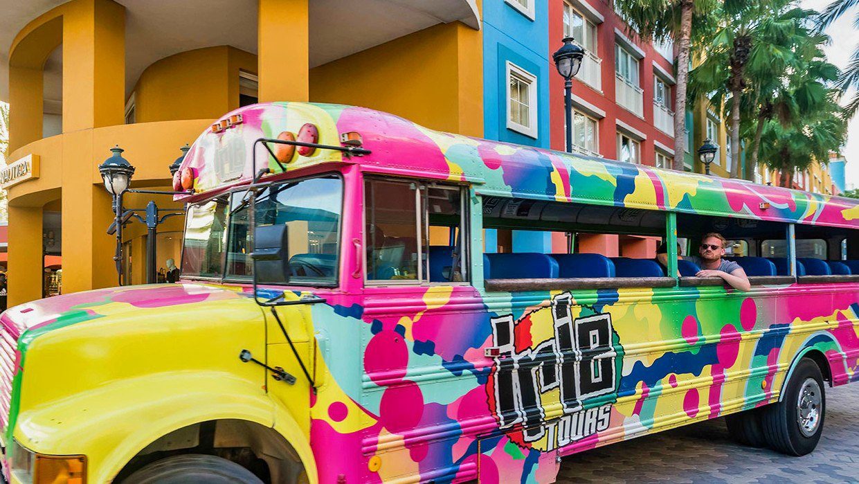 Bus tour | Ontdek Willemstad 9 bus tour curacao 1600x900 1