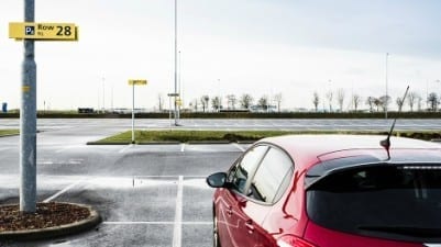 Schiphol-P4-Basic-Parking-400x225 Schiphol P4 basic parking lang parkeren