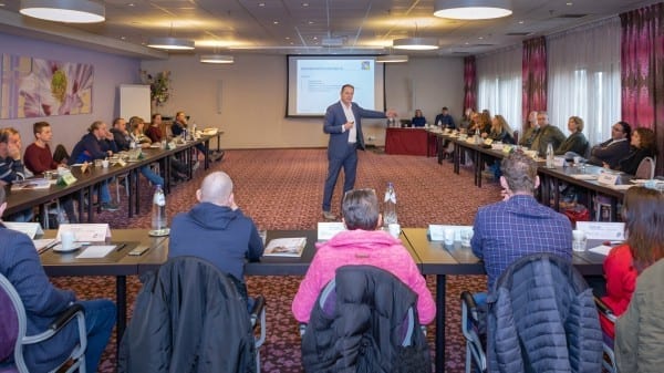 emigreren-curacao-informatie-600x337 emigratie curacao informatie