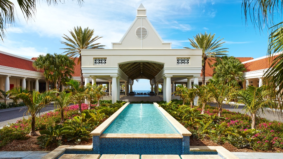 Curacao Marriott Beach Resort 4 marriott curacao front