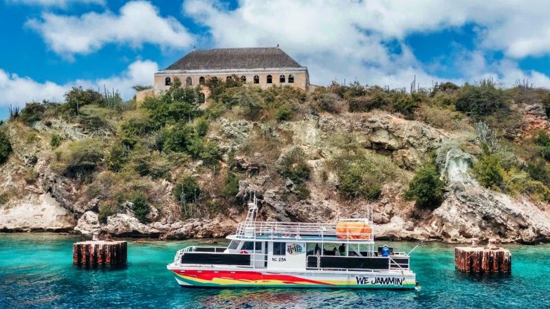 Half Day - Snorkel & Lunch 10 half day snorkel lunch quarantaine building 800x450 1