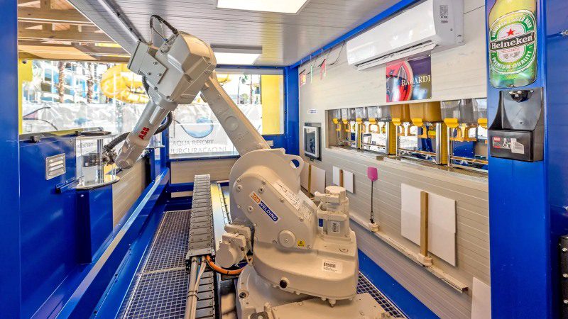 Kunuku Aqua Resort 15 curacao kunuku aqua resort robot bar 800x450 1