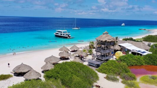 Excursie 33 Klein Curacao Mermaid