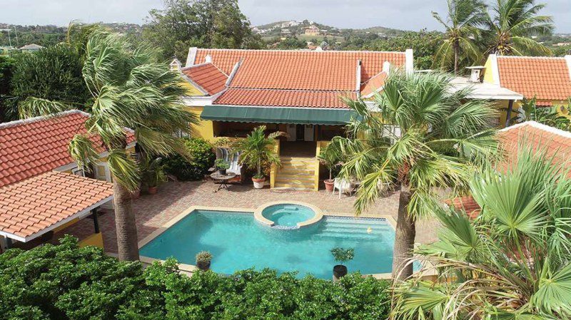 Mini Resort on Curacao 7 landhuis bona vista curacao zwembad 800x450 1