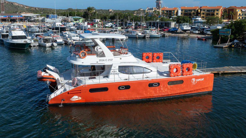 Sunset Trip - Moderne catamaran 12 Topcat Curacao catamaran Sunset 800x450 1