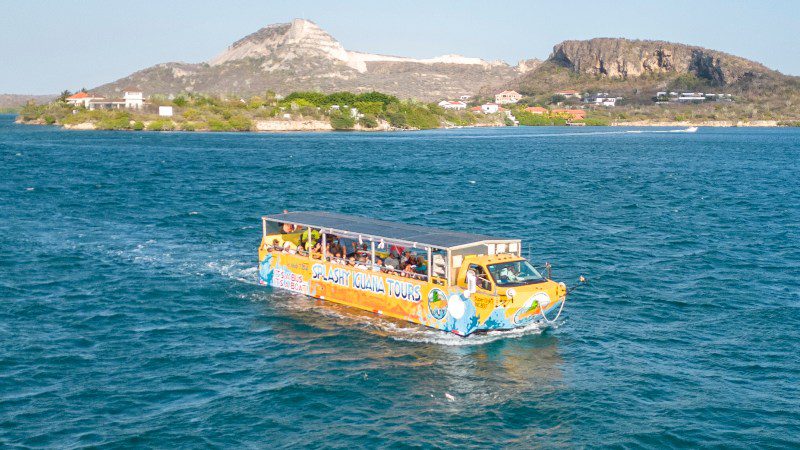 Busboot tour 4 Splashy Iguana busboot tour Curacao
