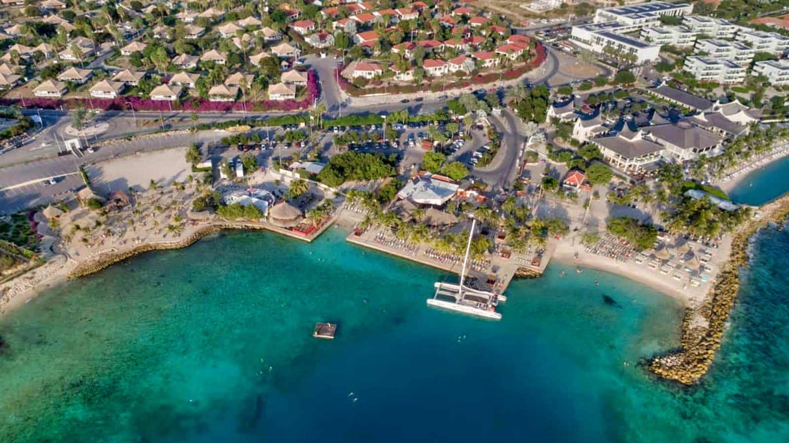Stranden: Jan Thiel 8 Jan Thiel beach Curacao 1600x900 1