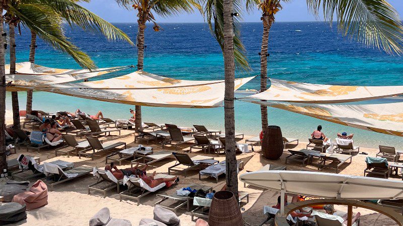 Stranden: Jan Thiel 6 jan thiel beach curacao papagayo 800x450 1