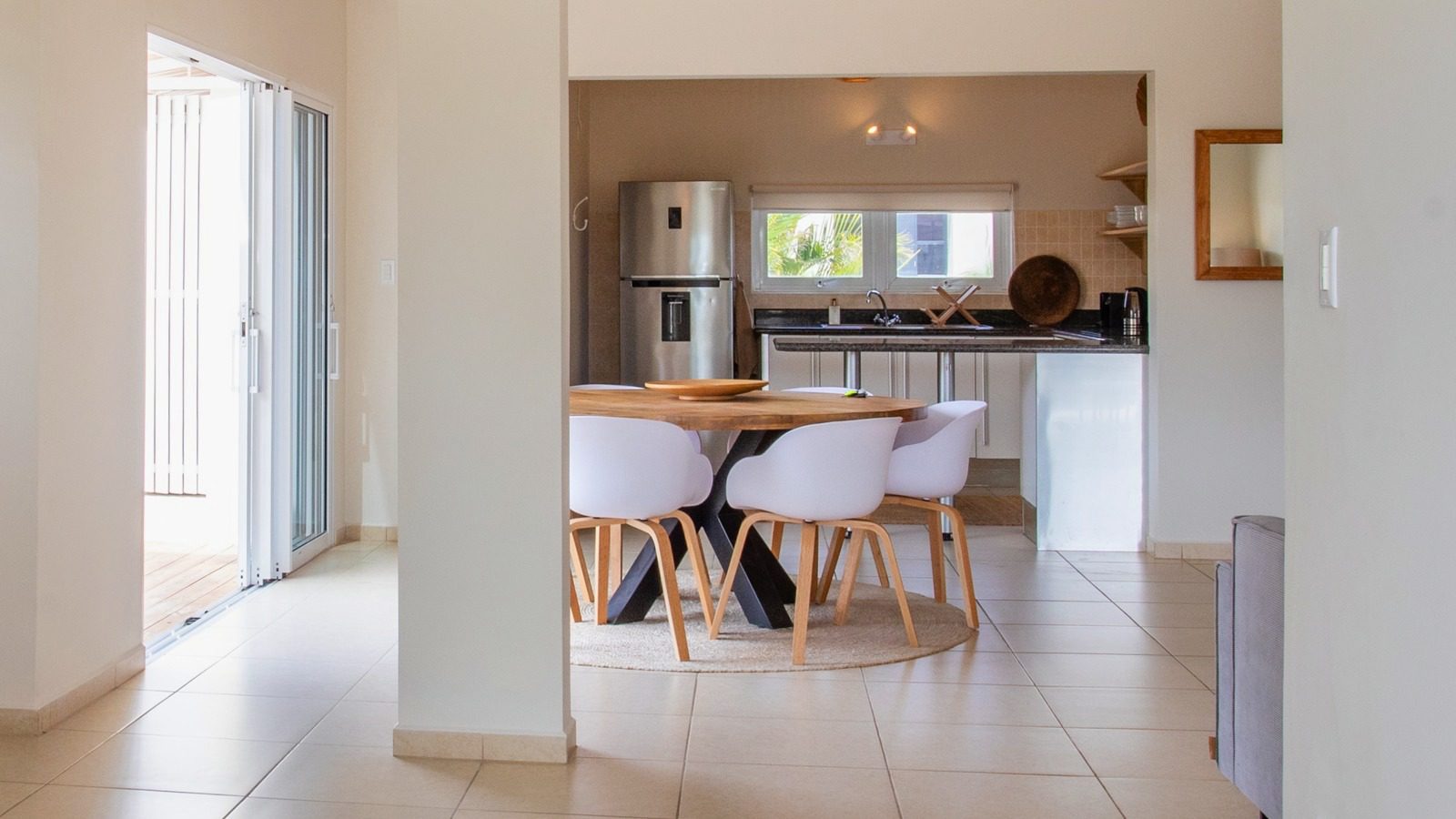 Vakantievilla in Jan Thiel 14 jan thiel villa 6 personen open keuken eettafel