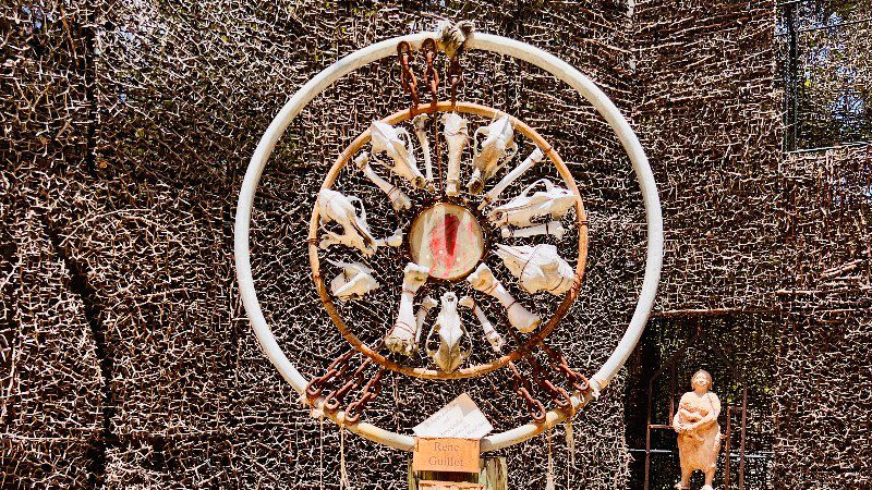 Casa de campo Bloemhof 7 landhuis bloemhof kunstwerk botten 800x450 1