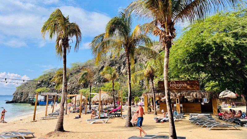 Playas: Kokomo 8 Kokomo Beach Curacao Strand en Beachbar 800x450 1
