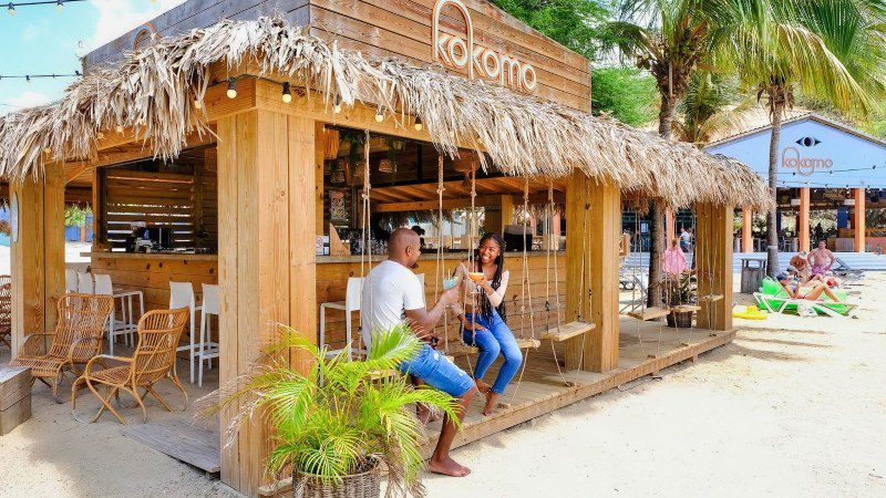 Stranden: Kokomo 7 beachbar kokomo beach curacao 800x450 1