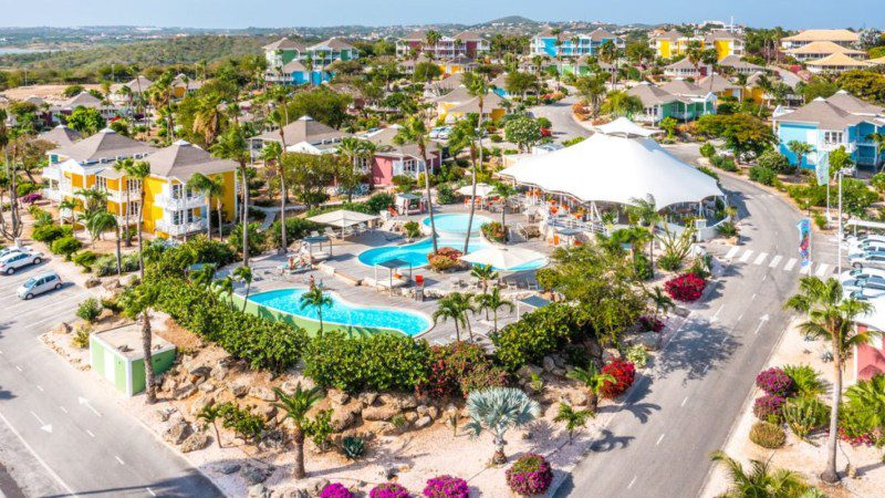 all-inclusive-resort-curacao-450x253 Chogogo Curacao Dive & Beach Resort - Time to Smile
