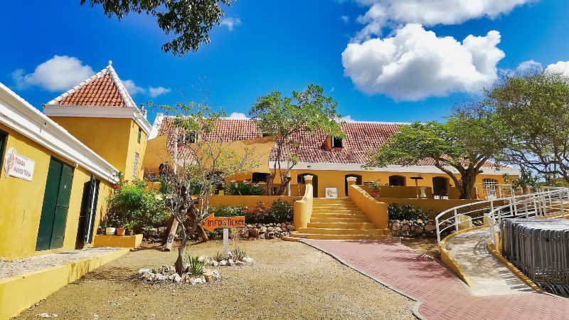 Landhuizen van Curacao 4 Landhuis Kenepa (Knip) Curacao | Tula museum