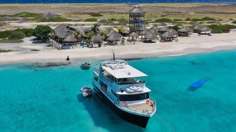 Klein Curacao beach house 7 Klein Curaçao Mermaid