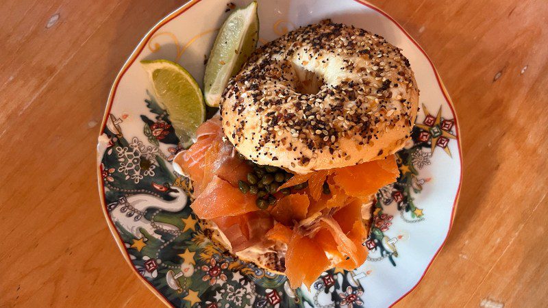 Lunch & Koffie op Curacao 6 Number Ten lunch bagel salmon zalm