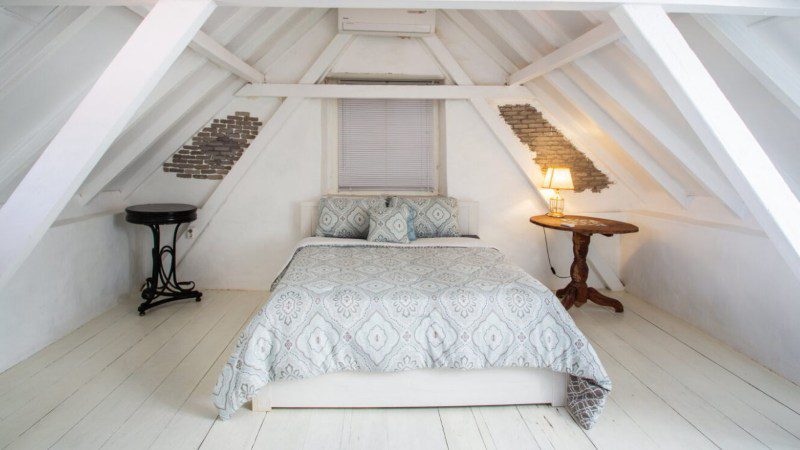 Wonen in een Curacaos landhuis 8 curacao landhuis huize batavia slaapkamer 800x450 1