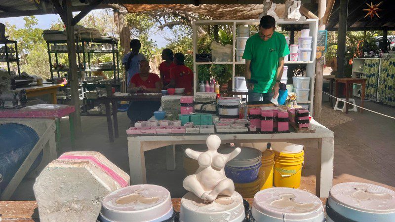 Chichi schilderen bij Serena's Art Factory 5 Chichi net uit de mal 800x450 1