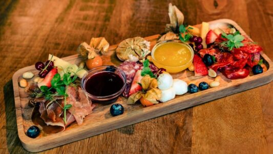 Casanova Pietermaai Borrelplank