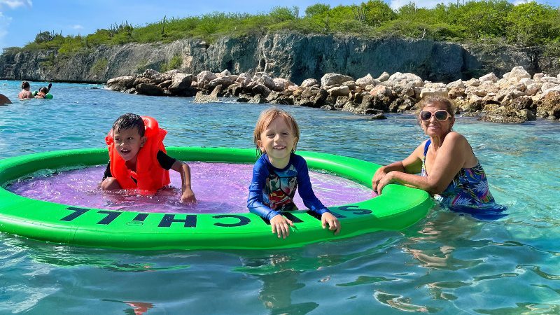 Sunchill floaty huren 6 floaty sunchill curacao kinderen 800x450 1