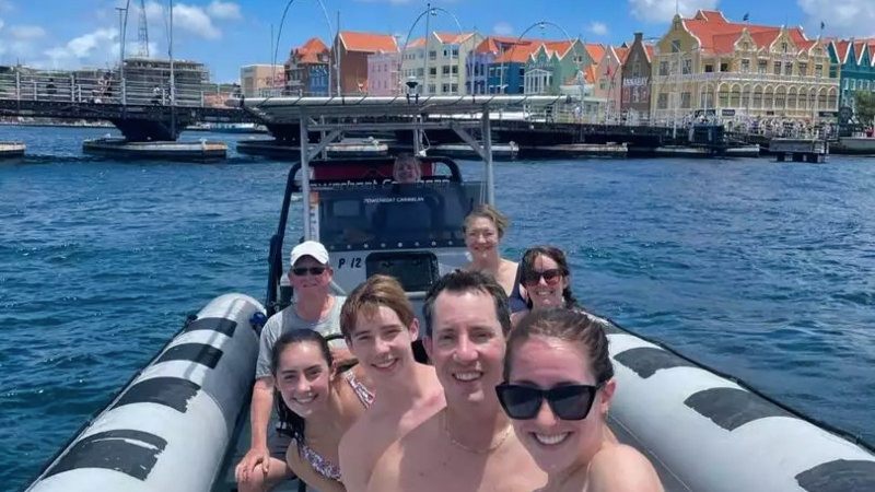 Snorkel & Sightseeing | Powerboat 12 Powerboat curacao snorkel pontjesbrug handelskade 800x450 1