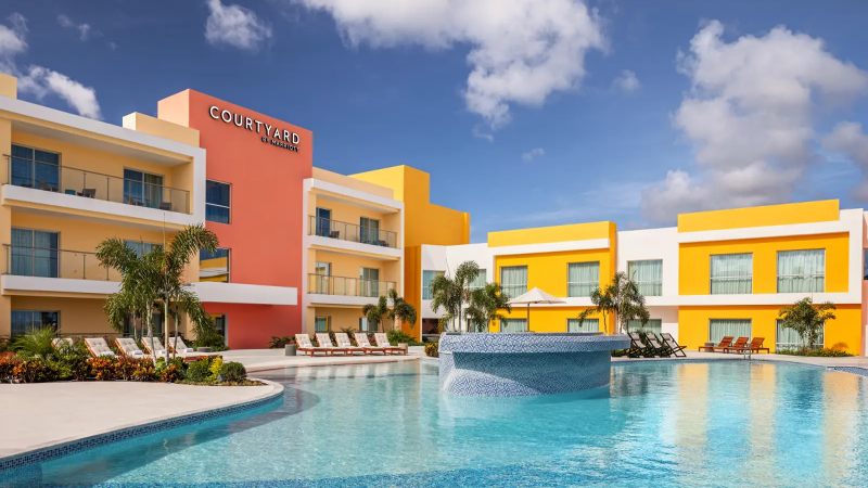 Courtyard Curacao 8 courtyard by marriott curacao zwembad 800x450 1