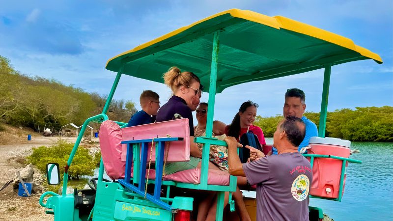 Noord- & Zuidkust: Buggy, boot & BBQ 5 buggy tour noordkust zuidkust curacao 800x450 1