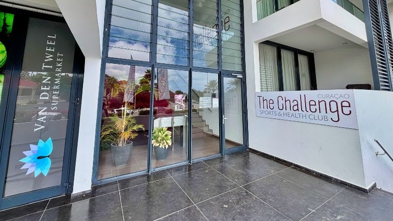 Gym and Crossfit on Curacao 4 The Challenge ingang jan thiel curacao sportschool 800x450 1