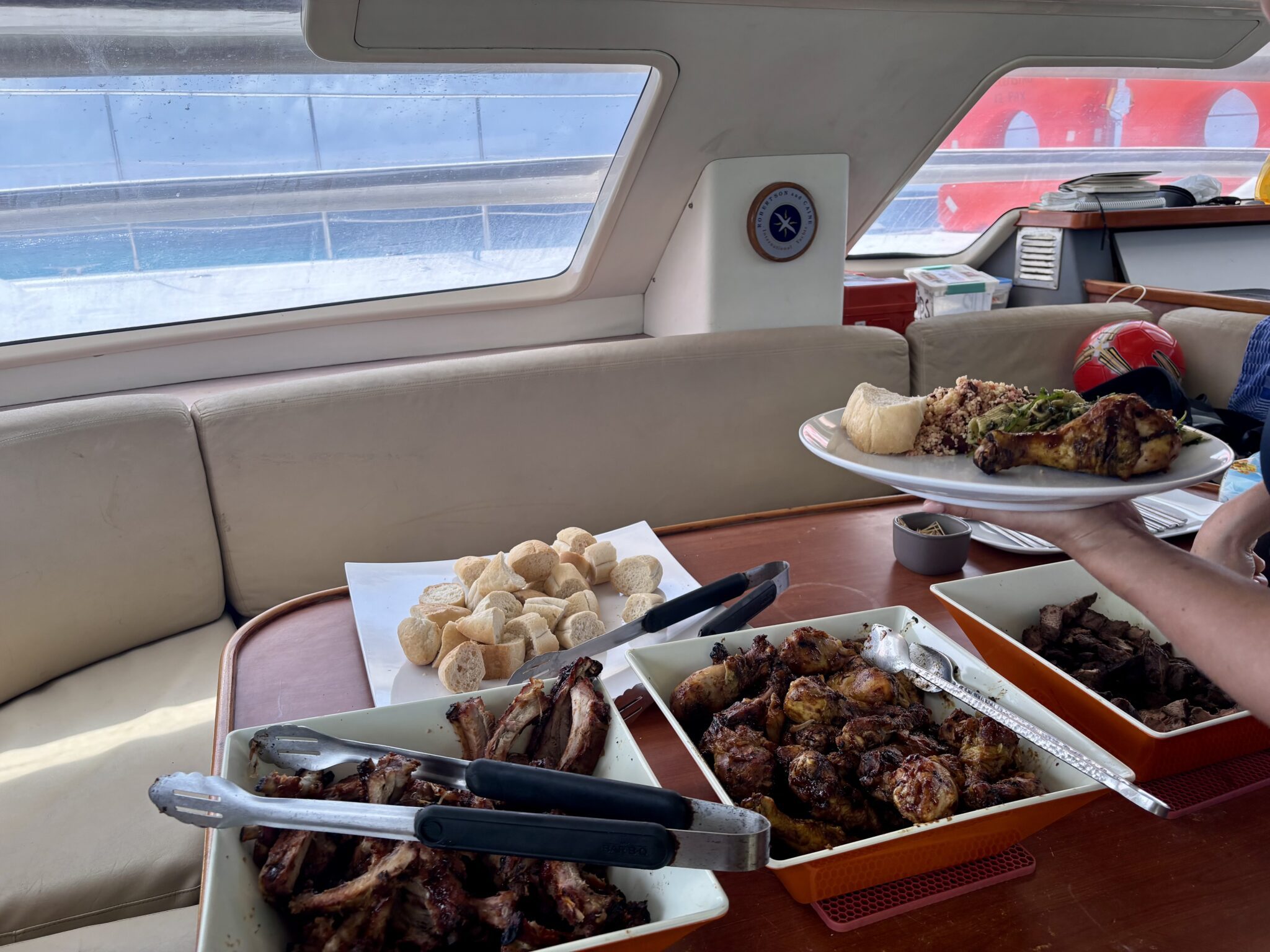 Klein Curacao met TopCat 11 Vlees H scaled